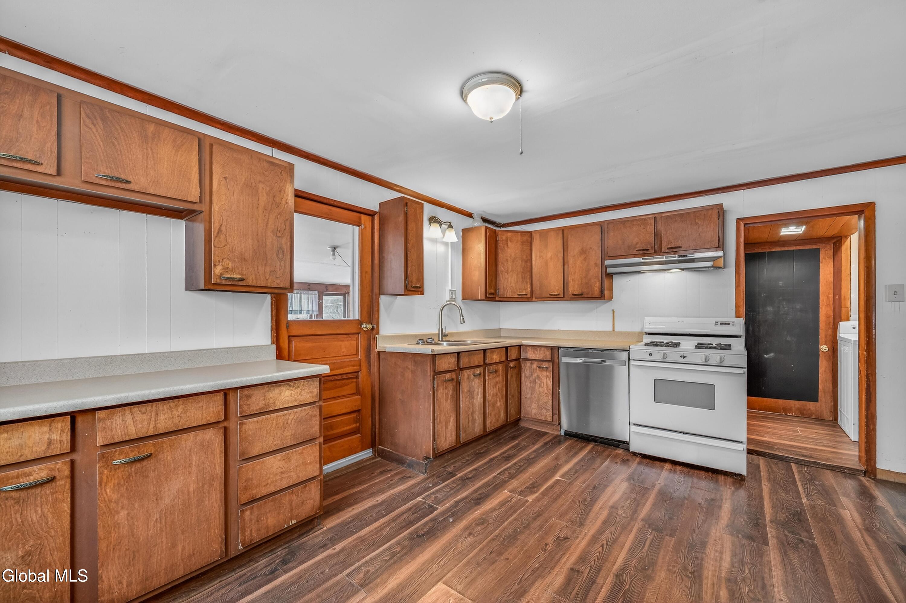 2085 Highway 80 Edmeston, NY 13335 - Photo 20 of 69 18