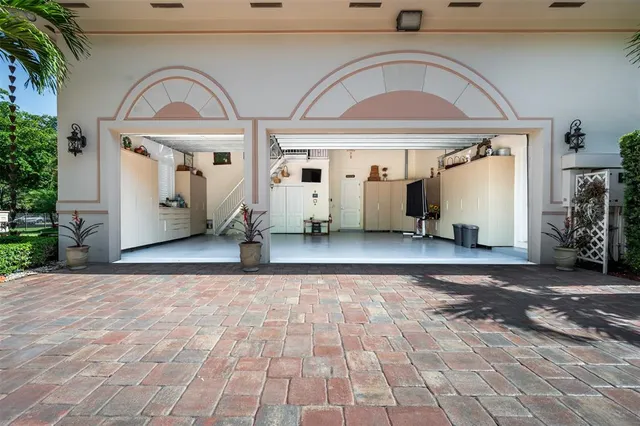 $8,500,000 | 5801 Estates Drive, Southwest Ranches, FL 33330