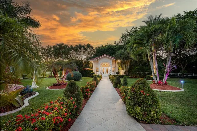 $8,500,000 | 5801 Estates Drive, Southwest Ranches, FL 33330