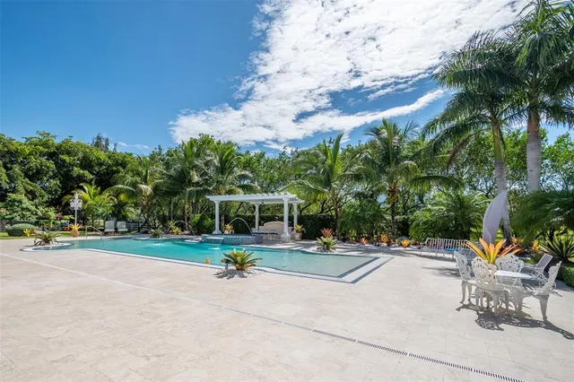 $8,500,000 | 5801 Estates Drive, Southwest Ranches, FL 33330