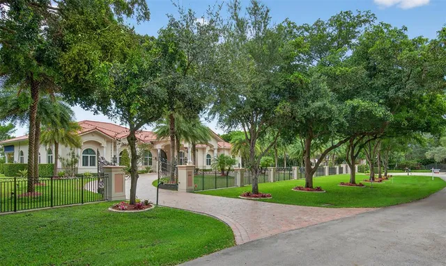 $8,500,000 | 5801 Estates Drive, Southwest Ranches, FL 33330