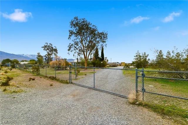 $425,000 | 1851 Duck Street, Pahrump, NV 89060