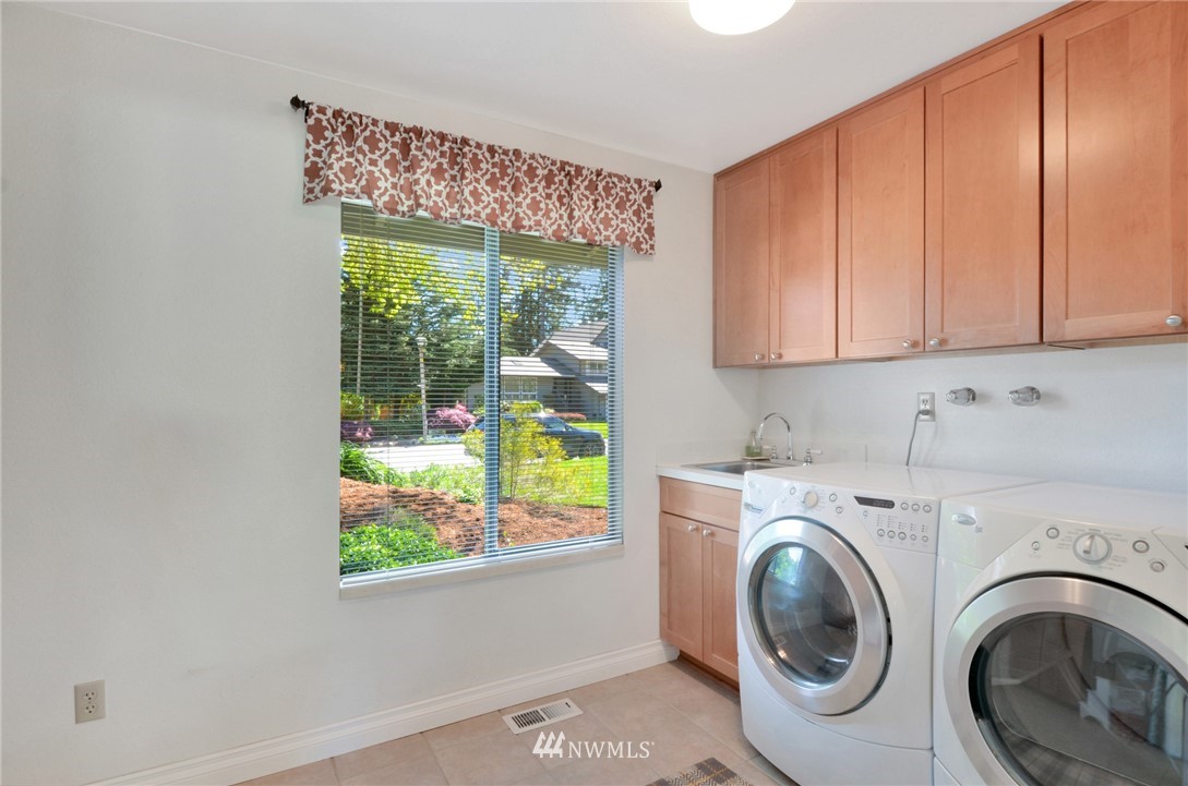 14213 148th Place Southeast Renton, WA 98059 - Photo 14 of 25 Gallery Image 14