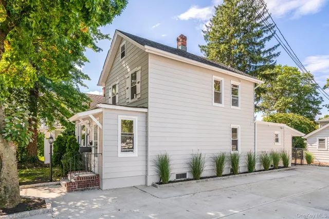 $4,250 | 23 Miller Street, Glen Cove, NY 11542