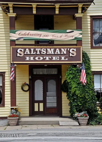 $325,000 | 104 County Highway, St. Johnsville, NY 13452