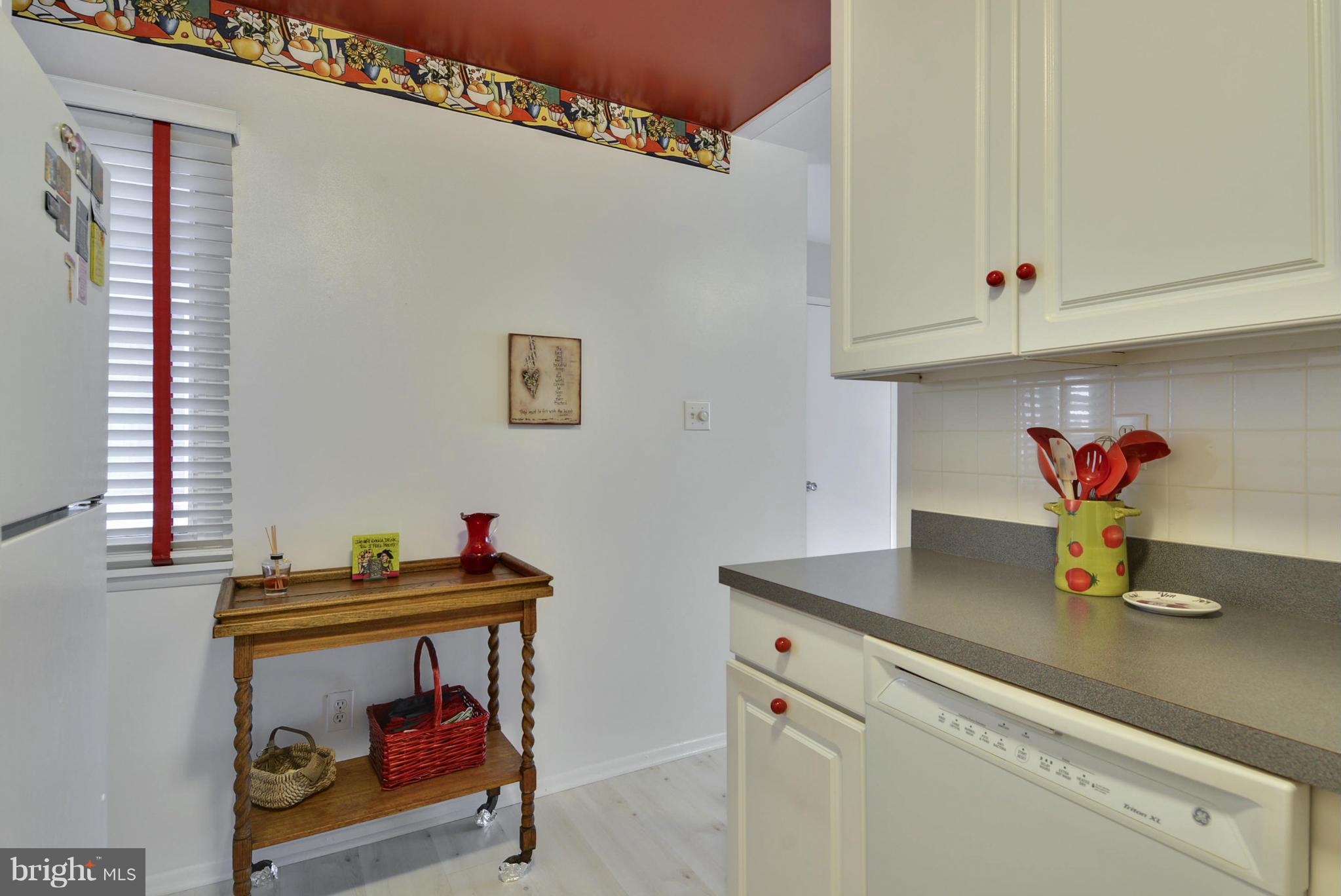 1635 Riedel Road, Unit 3 Crofton, MD 21114 - Photo 8 of 29 Kitchen