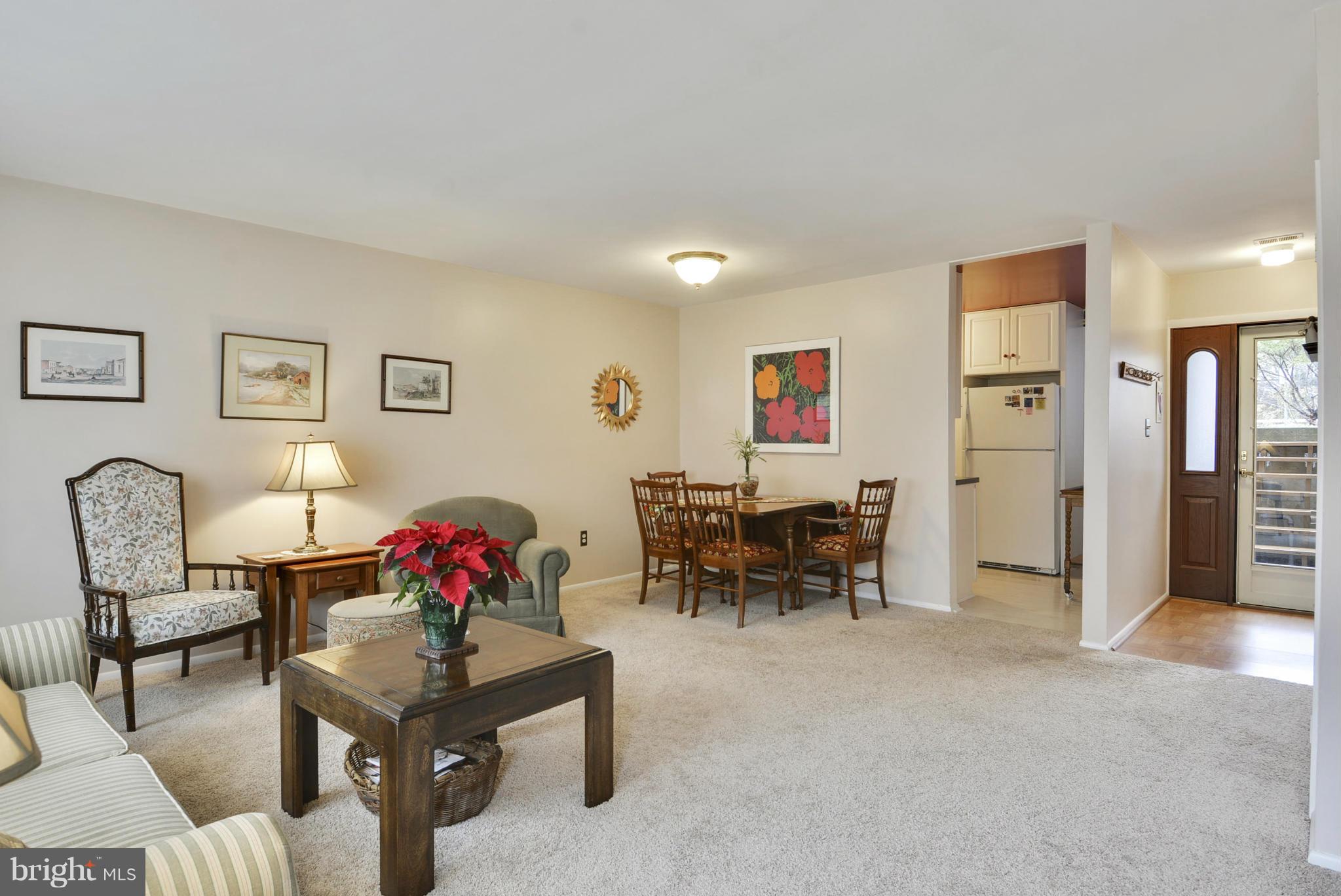 1635 Riedel Road, Unit 3 Crofton, MD 21114 - Photo 10 of 29 Living Room