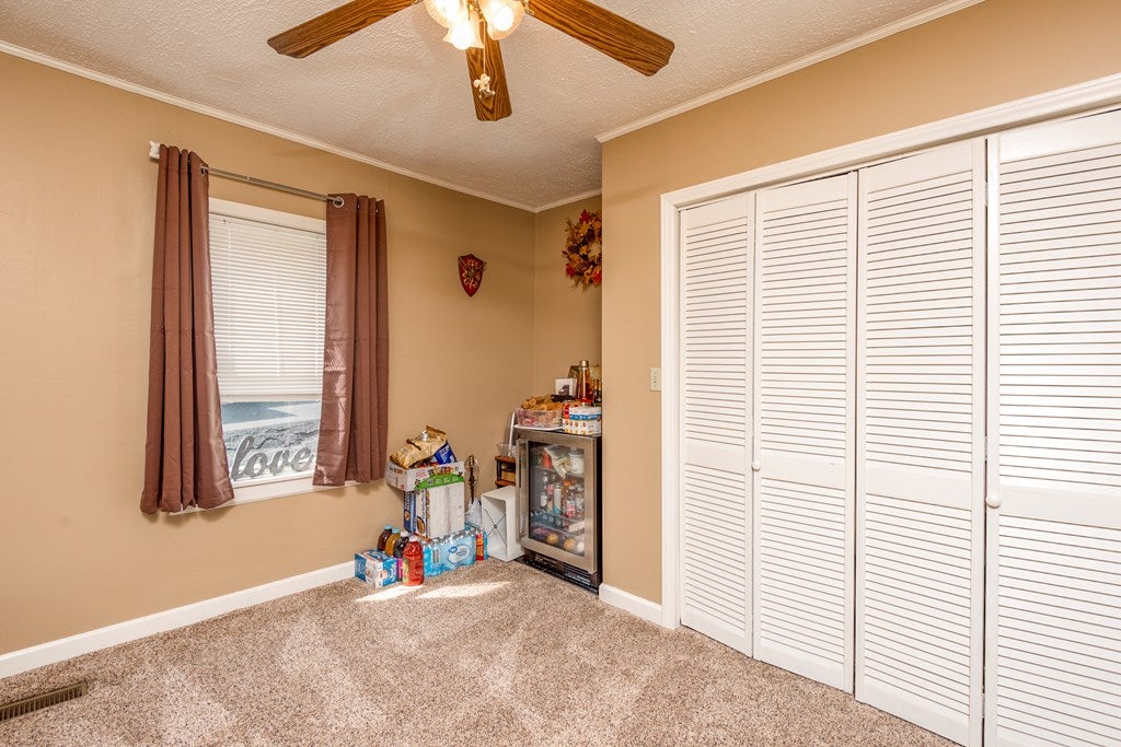 423 Kents Ridge Road Richlands, VA 24641 - Photo 21 of 27 Gallery Image 21