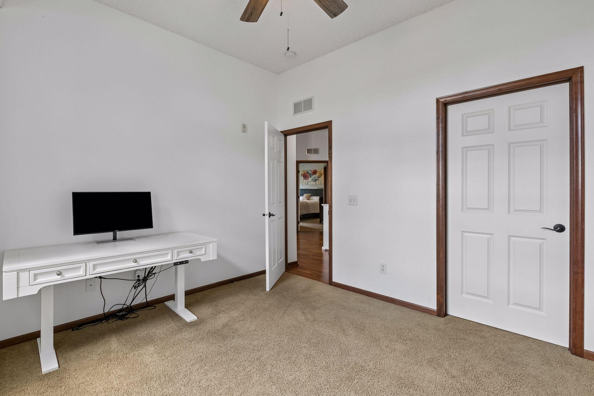 1256 County Rd D East, Unit 101 Maplewood, MN 55109 - Photo 23 of 28