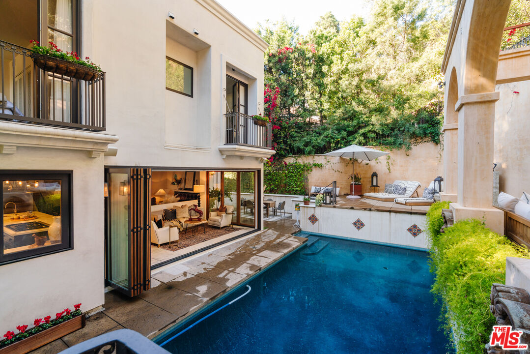 1636 Queens Road Los Angeles, CA 90069 - Photo 44 of 50