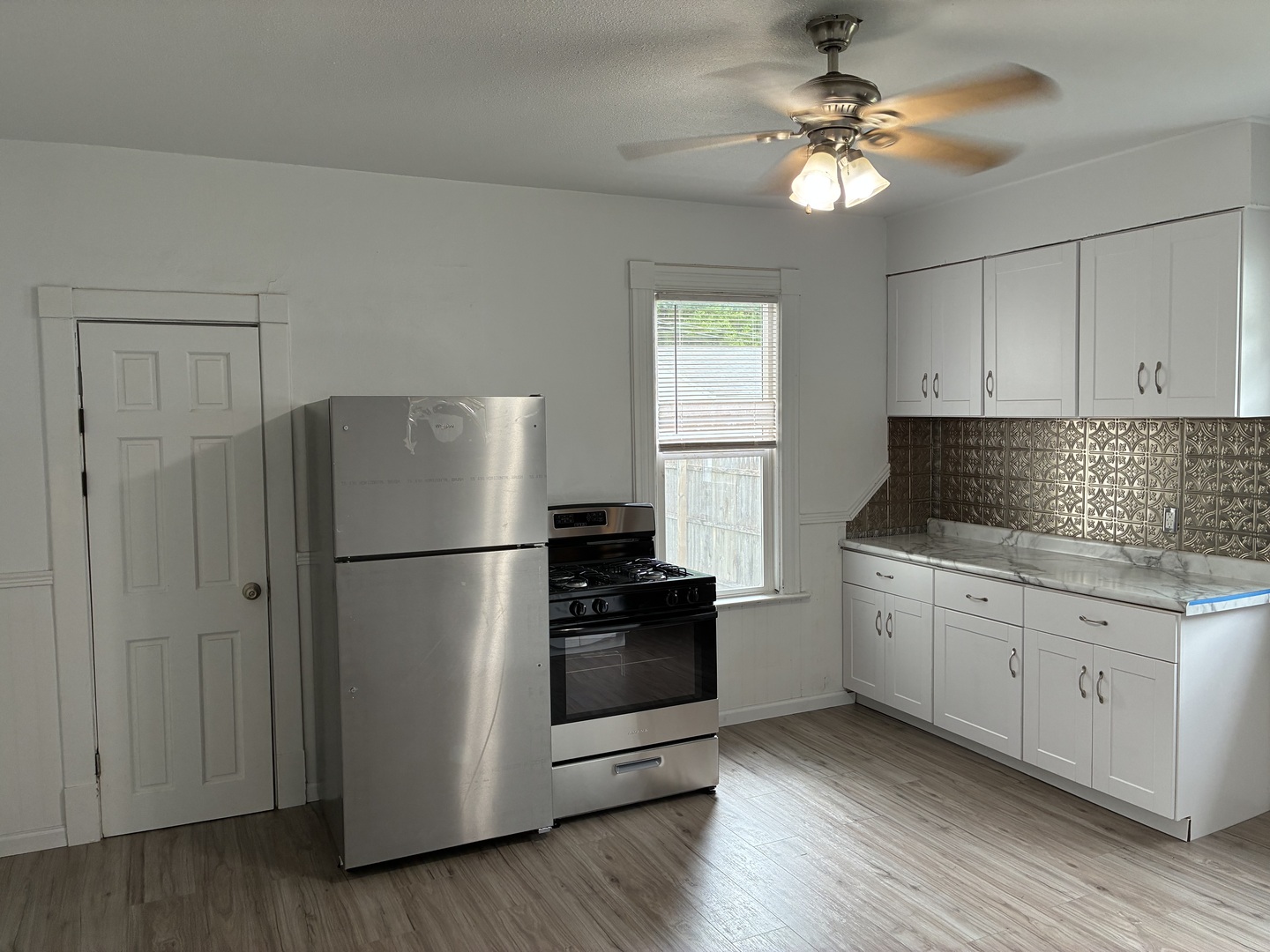 1511 18th Street Moline, IL 61265 - Photo 3 of 16