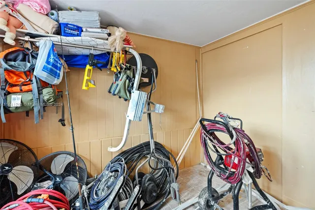 a view of walk in closet