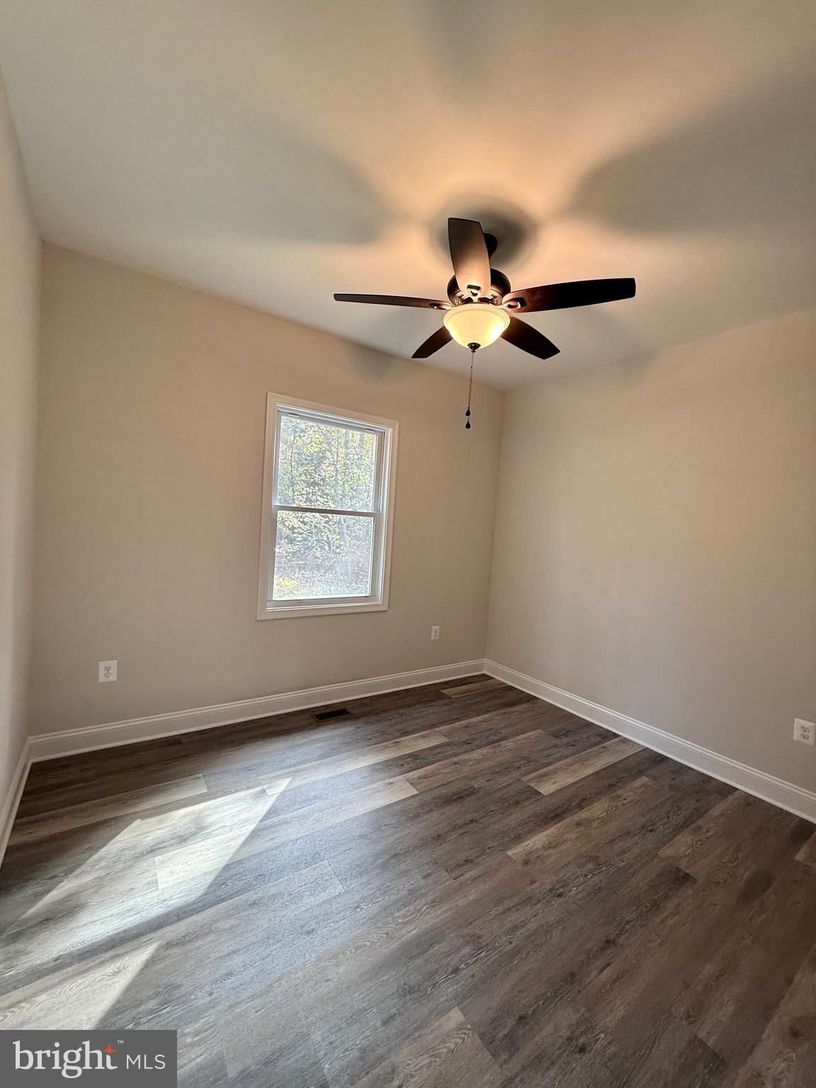 249 Wildwood Road Colonial Beach, VA 22443 - Photo 11 of 50