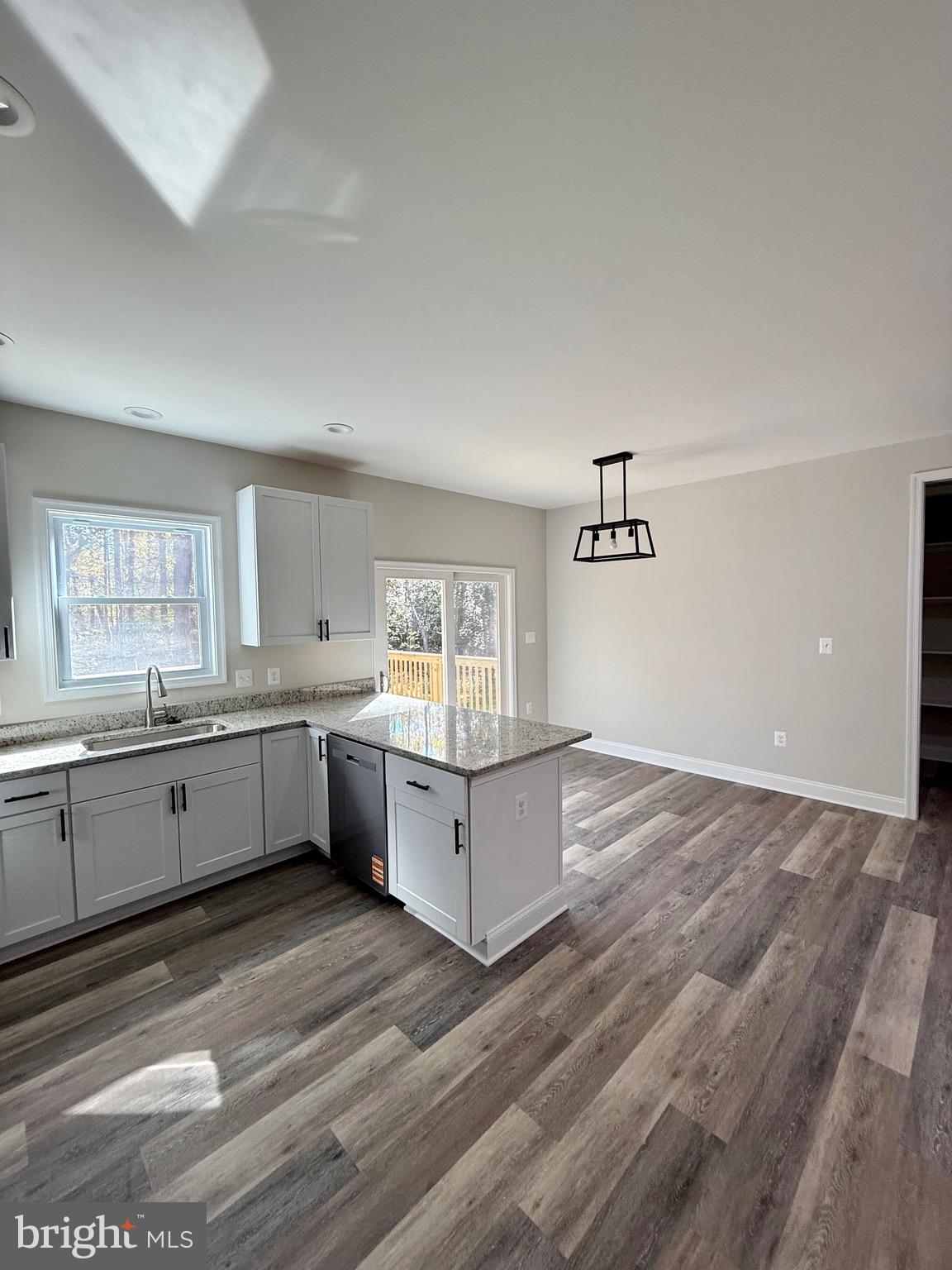 249 Wildwood Road Colonial Beach, VA 22443 - Photo 5 of 50