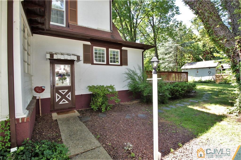 311 Franklin Road North Brunswick, NJ 08902 - Photo 19 of 22 Gallery Image 19