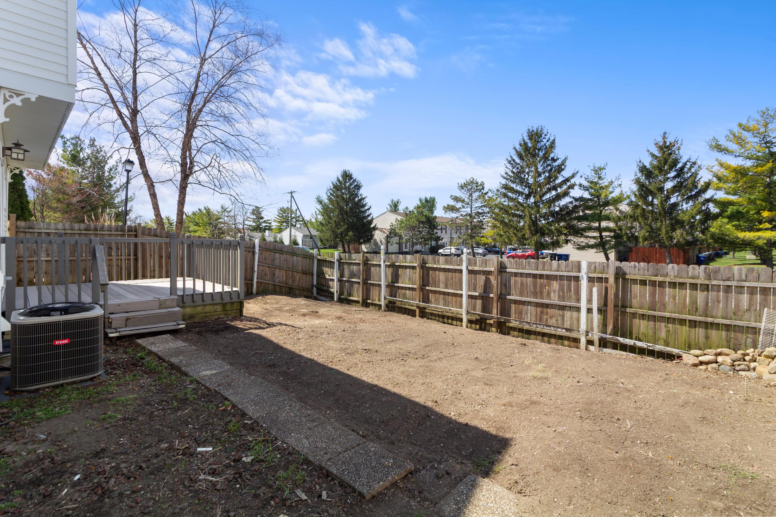 7649 Reedy Drive Columbus, OH 43085 - Photo 21 of 25 7649 Reedy Dr (21)