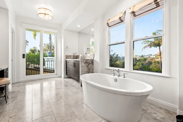 $3,995,000 | 13092 Harwick Lane, San Diego, CA 92130