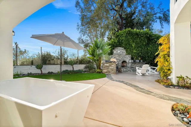 $3,995,000 | 13092 Harwick Lane, San Diego, CA 92130
