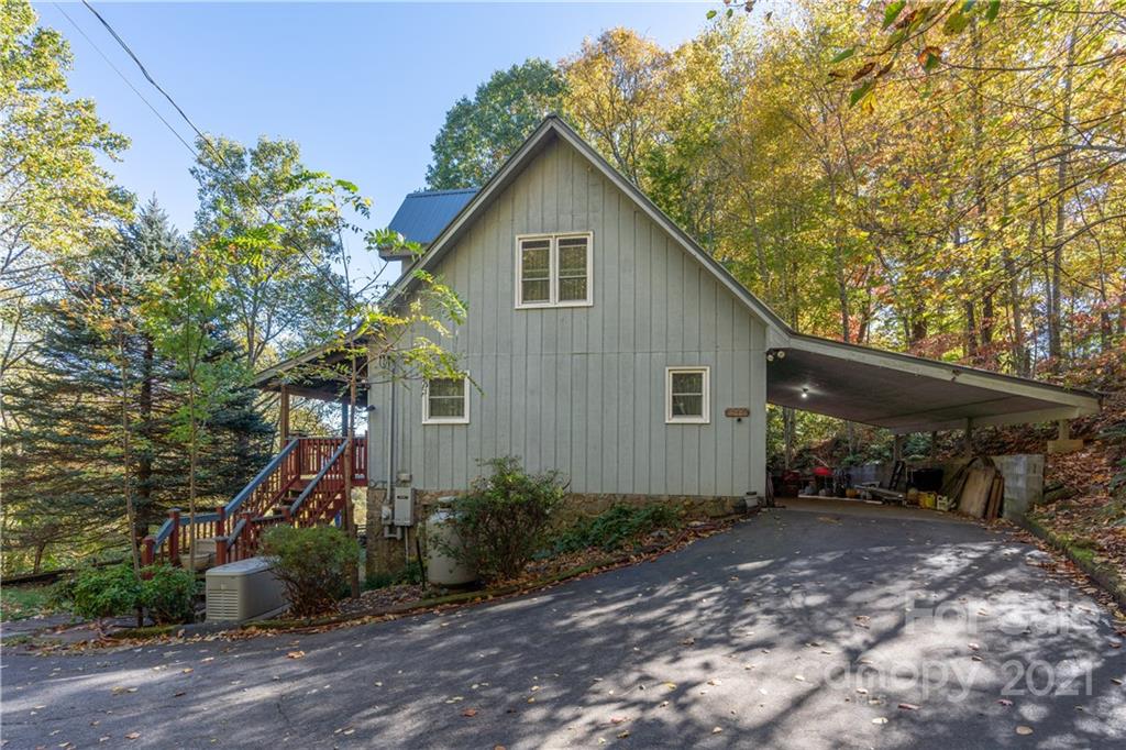 1595 Kitchens Branch Road Sylva, NC 28779 - Photo 3 of 45