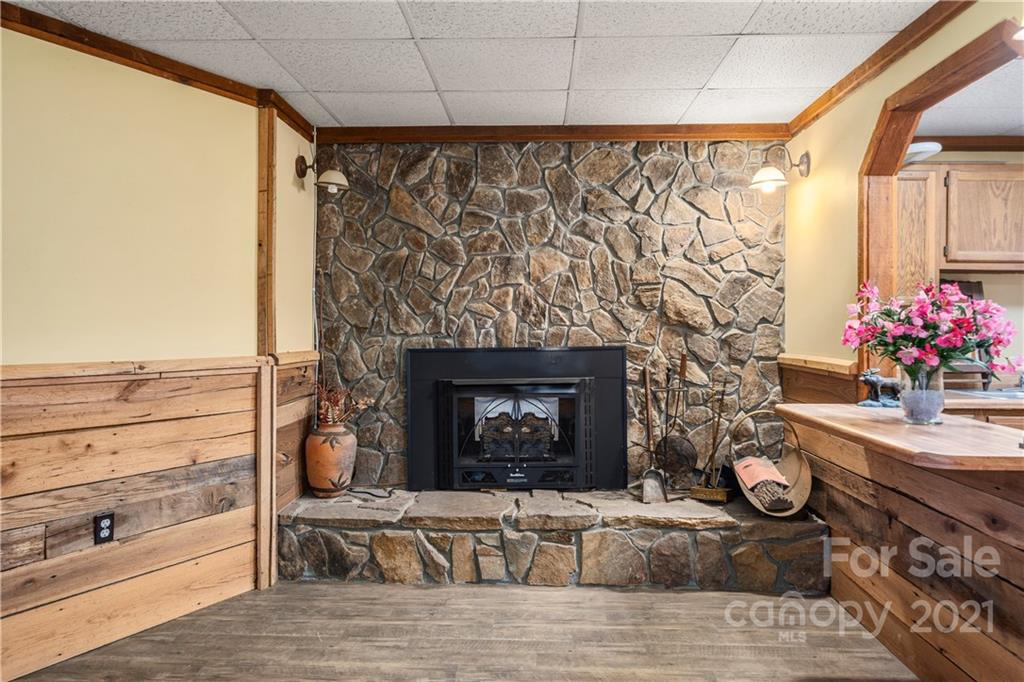 1595 Kitchens Branch Road Sylva, NC 28779 - Photo 34 of 45