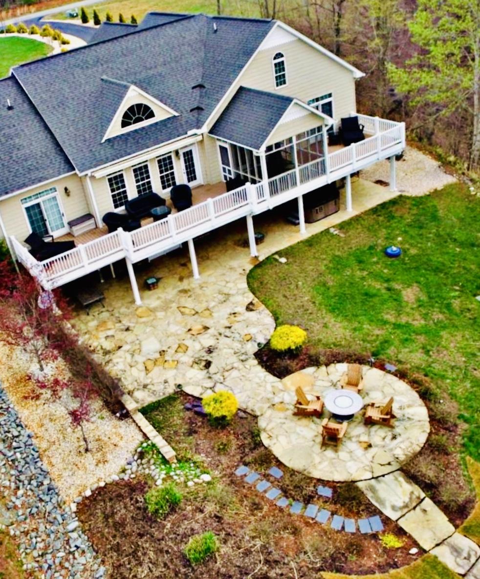 565 Garrison Ridge Pittsville, VA 24139 - Photo 19 of 108 97C659E0-A1E8-4FE9-B093-7358E9737FAA