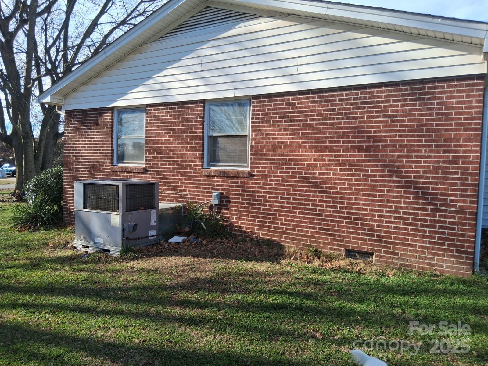 208 Panaview Drive Gaffney, SC 29341 - Photo 4 of 24 a view of house with backyard