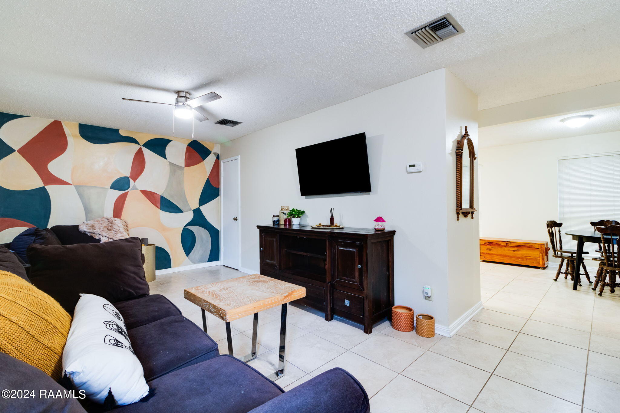 313 Rue Louis XIV, Unit H Lafayette, LA 70508 - Photo 3 of 14 7-web-or-mls-313 Rue Louis XIV H-6