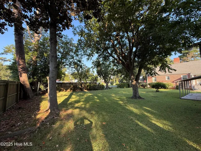 $179,900 | 300 East Roseboro Street, Roseboro, NC 28382