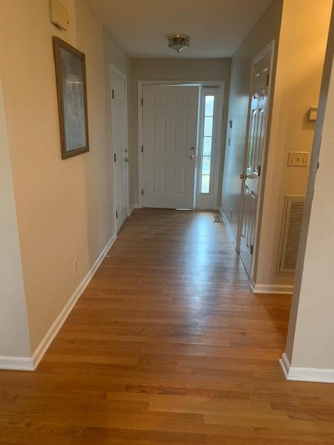 107 Tamara Lane Oak Ridge, TN 37830 - Photo 3 of 19 Foyer