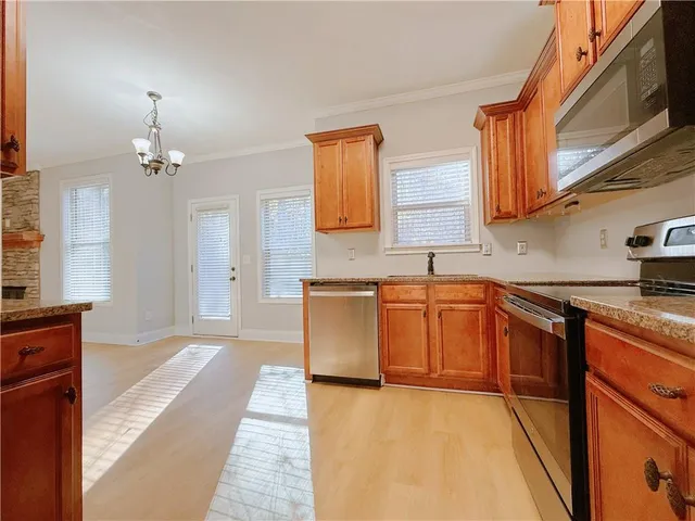 $1,945 | 636 Royal Crest Court, Canton, GA 30115