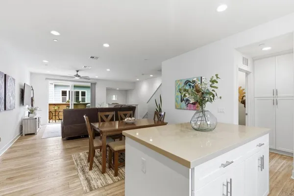 $795,900 | 4367 Pacifica Way, Unit 2, Oceanside, CA 92056