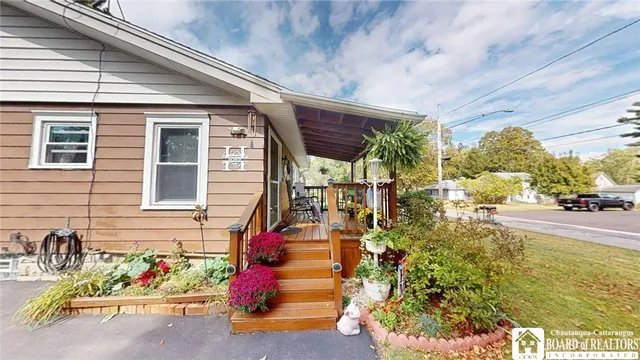 $249,900 | 8 Southland Avenue, Busti, NY 14750