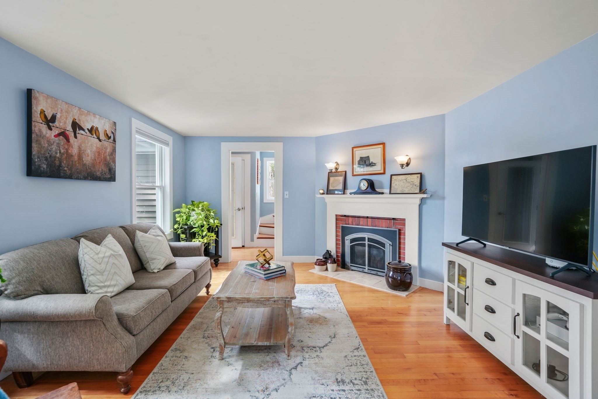 452 Chestnut Street Ashland, MA 01721 - Photo 5 of 32 Gallery Image 5