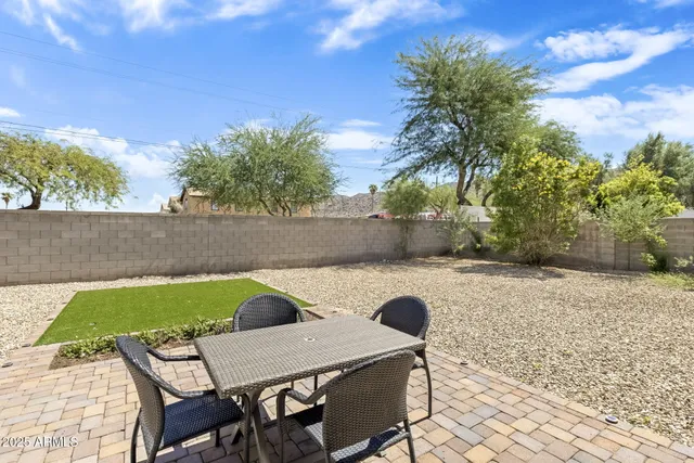 $2,800 | 9025 South 6th Street, Phoenix, AZ 85042