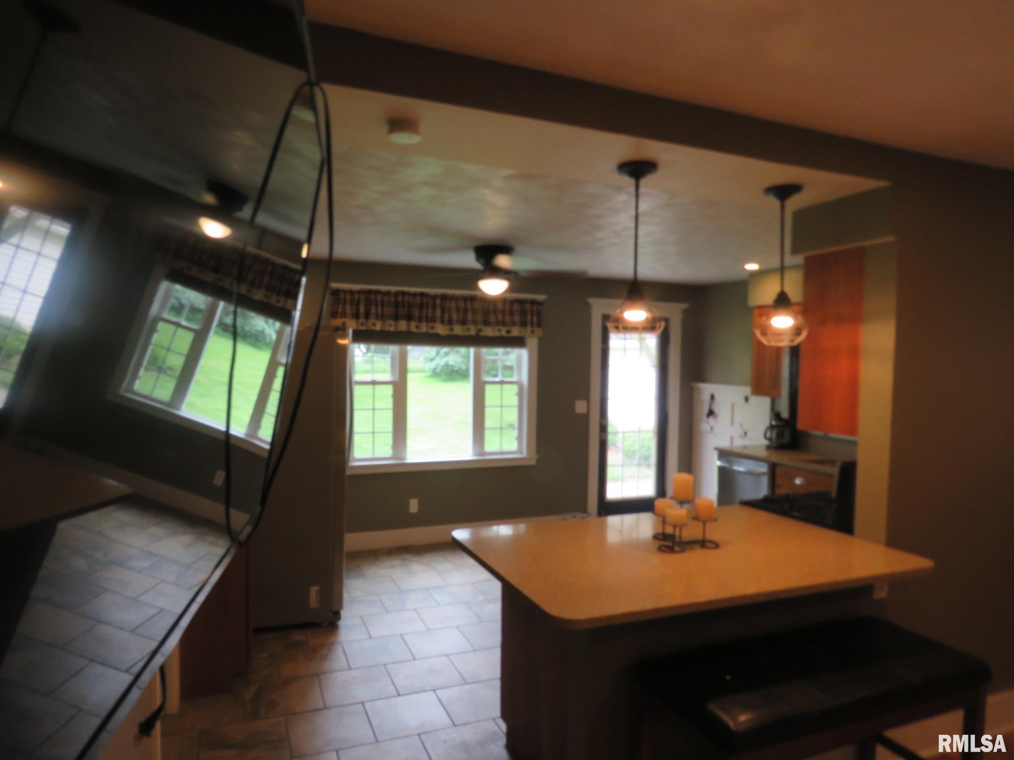 307 West Main Street Atkinson, IL 61235 - Photo 11 of 35