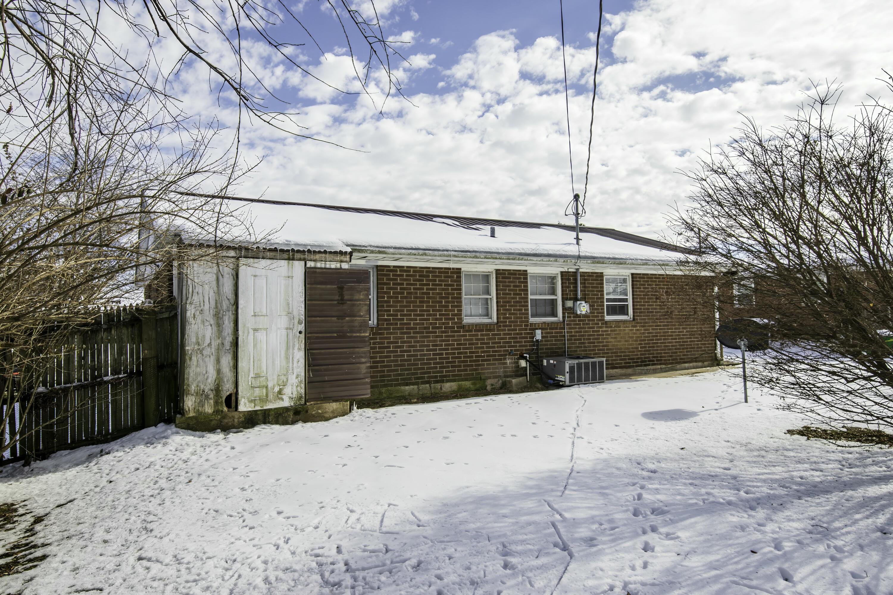 142 Dunroven Road Versailles, KY 40383 - Photo 13 of 15 tempImagefkh0n2