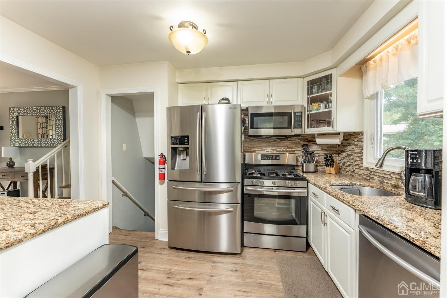 431 Bramhall Road Rahway, NJ 07065 - Photo 8 of 33 Gallery Image 8
