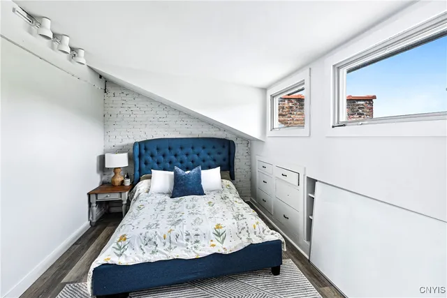 $2,250 | 38 East Genesee Street, Skaneateles, NY 13152