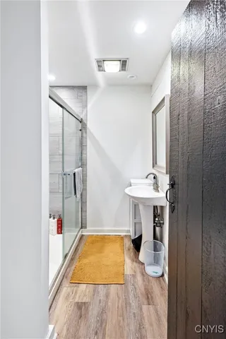 $2,250 | 38 East Genesee Street, Skaneateles, NY 13152