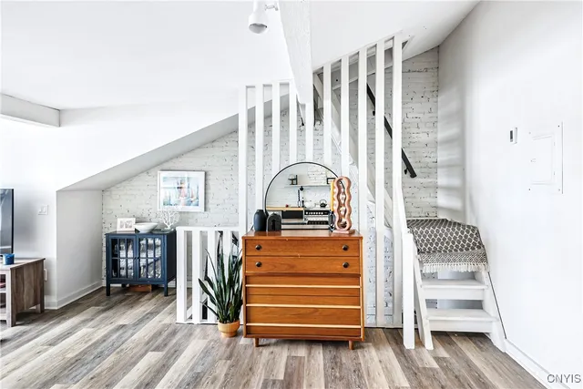 $2,250 | 38 East Genesee Street, Skaneateles, NY 13152