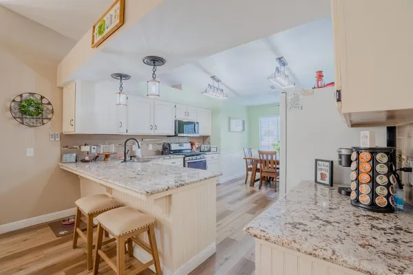 $499,900 | 6027 West Judy Court, Visalia, CA 93277