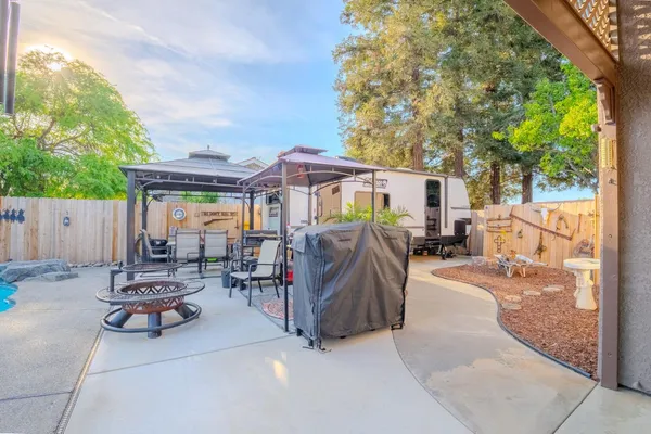 $499,900 | 6027 West Judy Court, Visalia, CA 93277