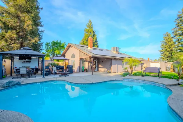 $499,900 | 6027 West Judy Court, Visalia, CA 93277