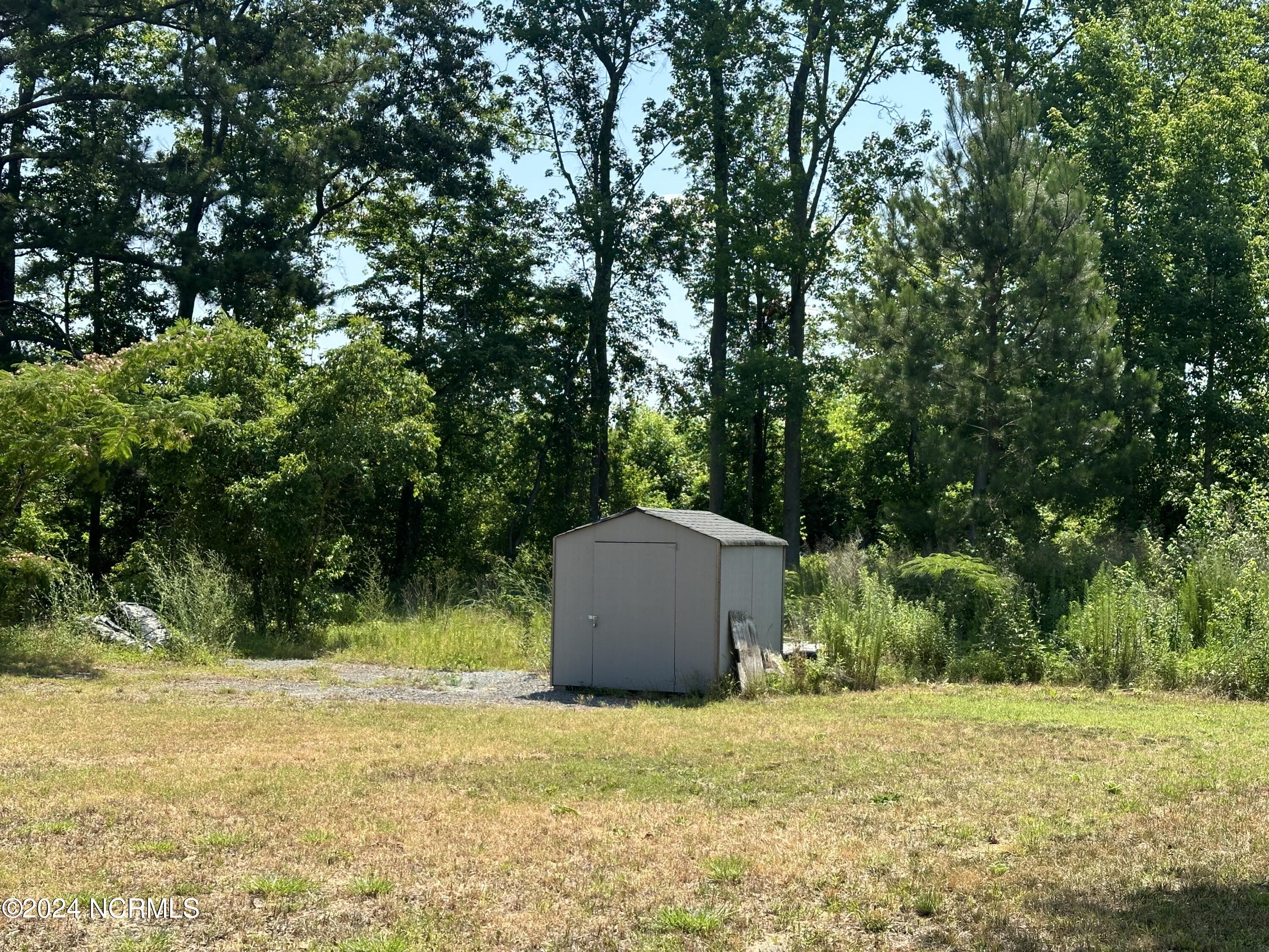 156 Barfield Road Eure, NC 27935 - Photo 7 of 32 shed