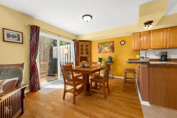 $329,900 | 3072 Anton Circle, Aurora, IL 60504