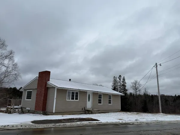 $174,900 | 178 School House Road, Orient, ME 04471