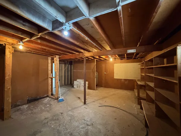 $174,900 | 178 School House Road, Orient, ME 04471