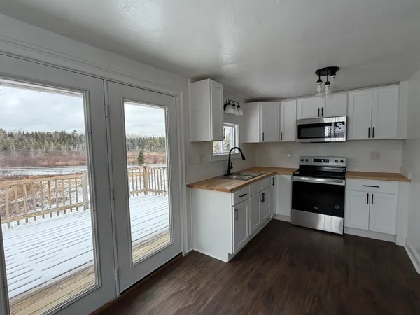 $174,900 | 178 School House Road, Orient, ME 04471