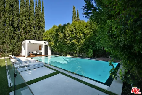 $5,880,000 | 4544 Woodley Avenue, Encino, CA 91436