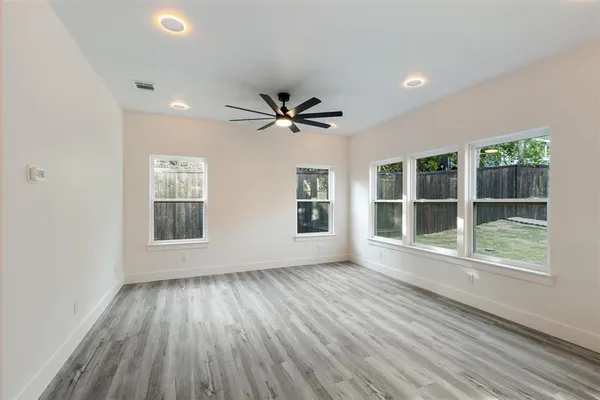 $392,000 | 3623 Sioux Trail, Granbury, TX 76048